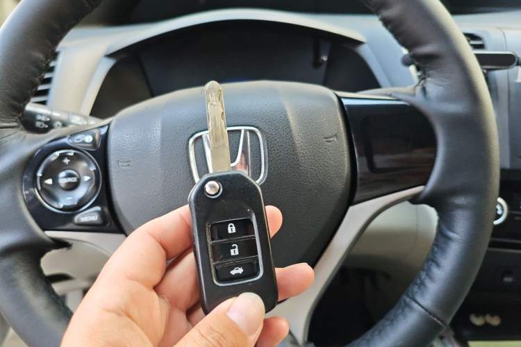 Used Honda Civic 2014 1.8L Automatic Classic Edition Vehicle Key