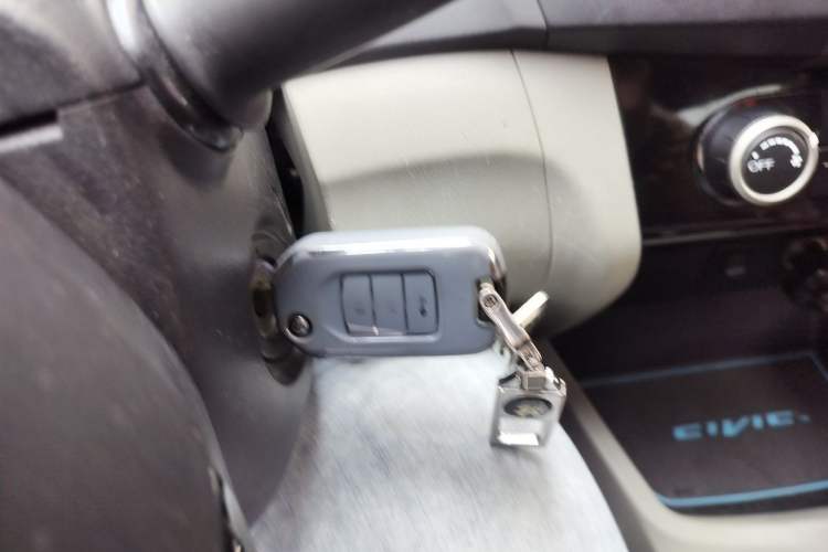 Used Honda Civic 2014 1.8L Automatic Classic Edition Vehicle Key