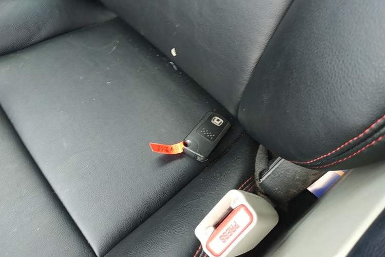 Used Honda Civic 2014 1.8L automatic comfort version Vehicle Key