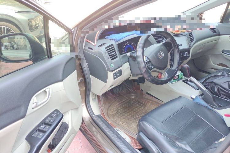 Used Honda Civic 2014 1.8L Automatic Classic Edition Driver Seat