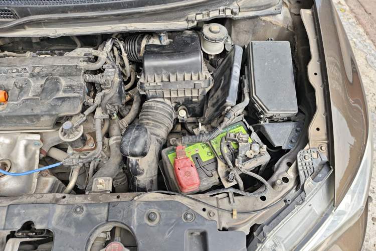 Used Honda Civic 2014 1.8L Automatic Classic Edition Engine Bay Left