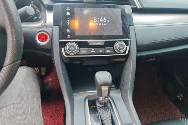 Used Honda Civic 2016 220TURBO CVT Luxury Edition Audio And AC Panel