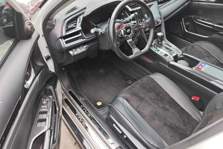 Used Honda Civic 2016 220TURBO CVT Prestige Edition Driver Seat