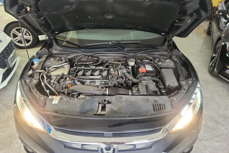 Used Honda Civic 2016 220TURBO Manual Luxury Edition Engine Bay