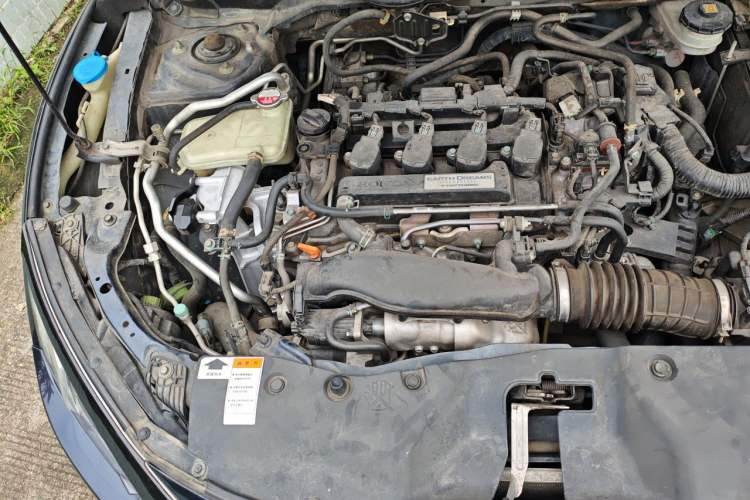 Used Honda Civic 2016 220TURBO CVT Luxury Edition Engine Bay Right