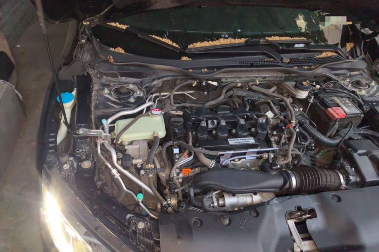 Used Honda Civic 2016 220TURBO CVT Luxury Edition Engine Bay Right