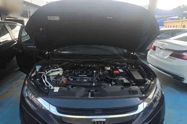 Used Honda Civic 2016 220TURBO CVT Prestige Edition Engine Bay