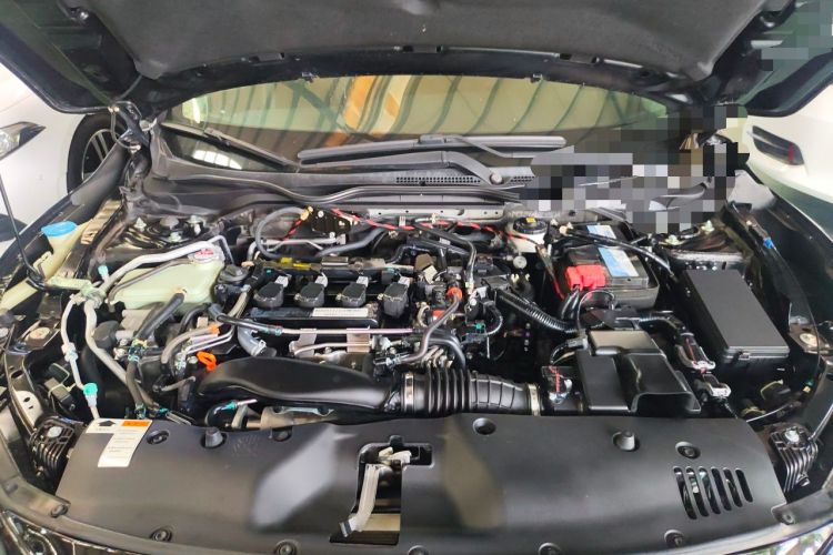 Used Honda Civic 2016 220TURBO CVT Luxury Edition Engine Bay