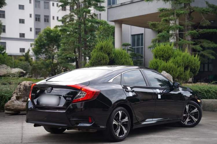 Used Honda Civic 2016 220TURBO CVT Prestige Edition Exterior 5