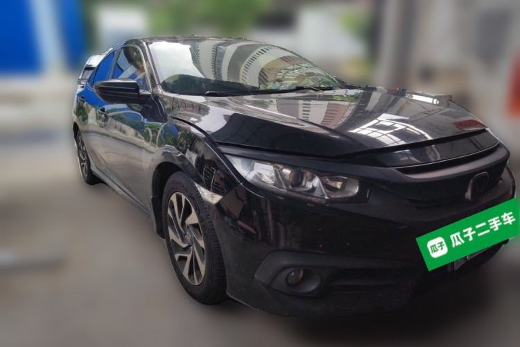 Used Honda Civic 2016 220TURBO CVT Luxury Edition Front Right 45 Deg