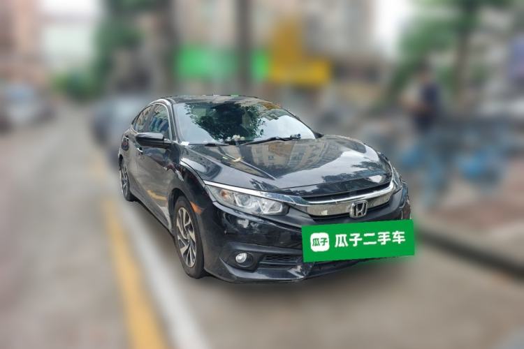 Used Honda Civic 2016 220TURBO CVT Luxury Edition Front Right 45 Deg