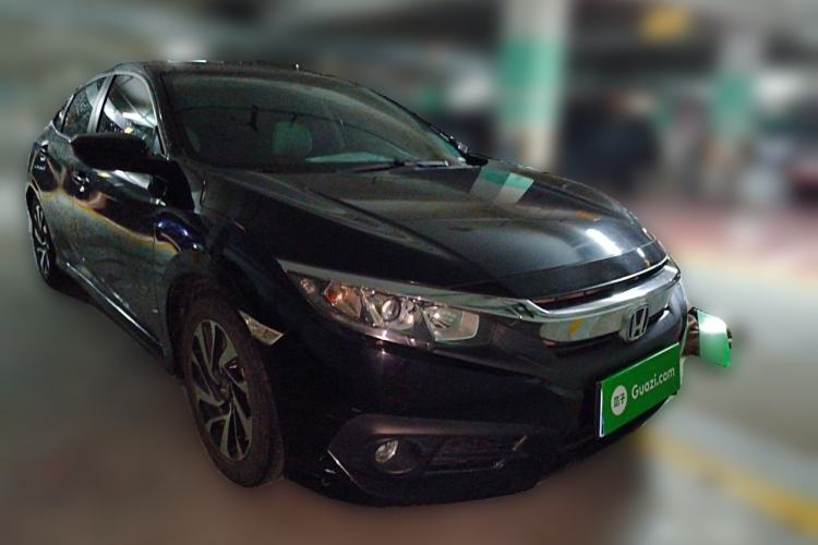 Used Honda Civic 2016 220TURBO CVT Luxury Edition Front Right 45 Deg