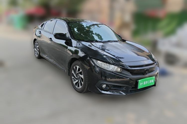 Used Honda Civic 2016 220TURBO CVT Luxury Edition Front Right 45 Deg
