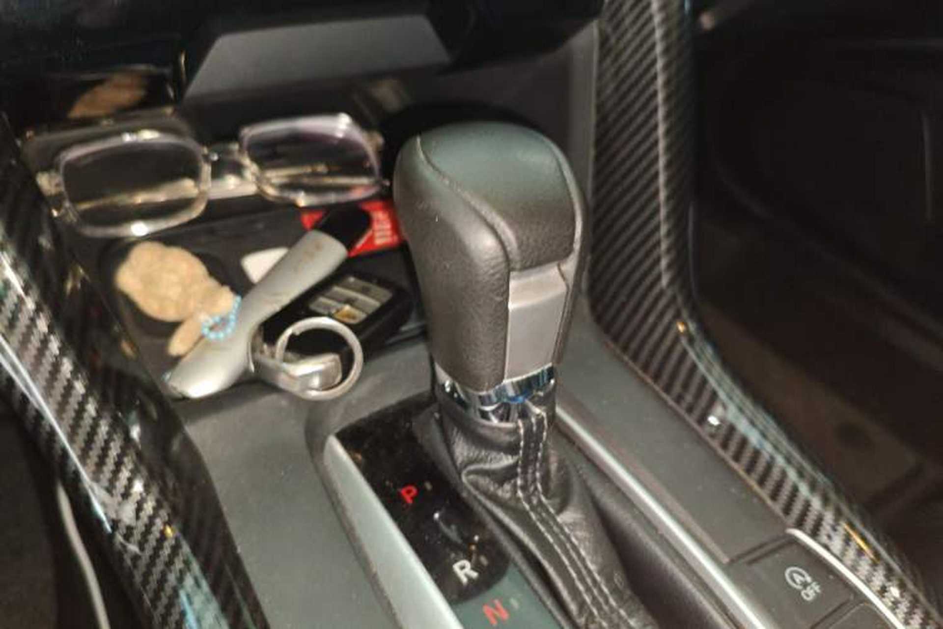 Used Honda Civic 2016 220TURBO CVT Luxury Edition Gear Lever