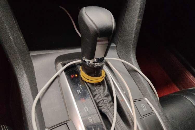 Used Honda Civic 2016 220TURBO CVT Luxury Edition Gear Lever