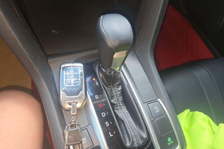 Used Honda Civic 2016 220TURBO CVT Prestige Edition Gear Lever