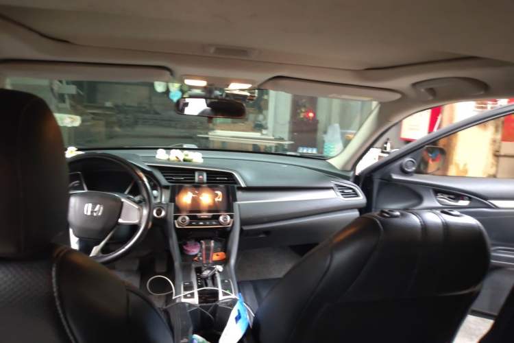 Used Honda Civic 2016 220TURBO CVT Luxury Edition Headliner