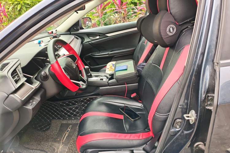 Used Honda Civic 2016 220TURBO CVT Luxury Edition Left Front Seat