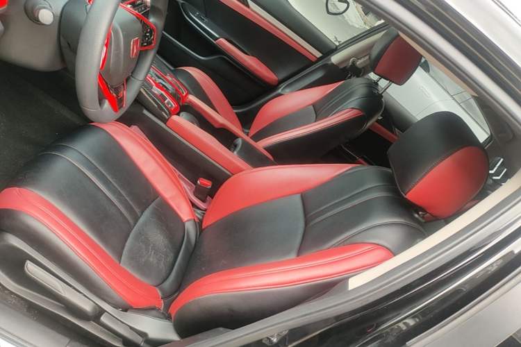 Used Honda Civic 2016 220TURBO CVT Luxury Edition Left Front Seat