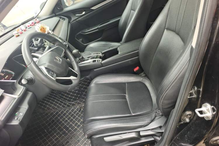 Used Honda Civic 2016 220TURBO CVT Luxury Edition Left Front Seat