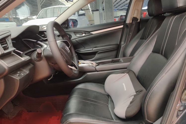 Used Honda Civic 2016 220TURBO CVT Luxury Edition Left Front Seat