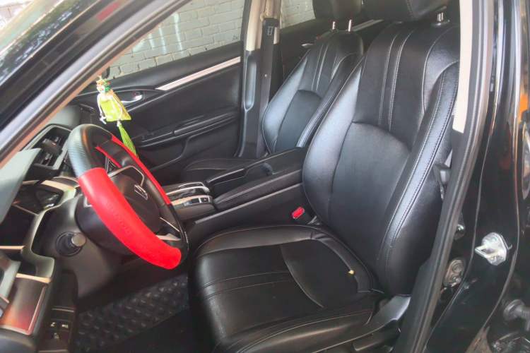 Used Honda Civic 2016 220TURBO CVT Luxury Edition Left Front Seat