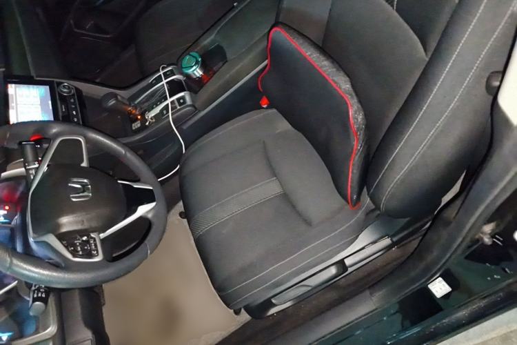 Used Honda Civic 2016 220TURBO CVT Luxury Edition Left Front Seat