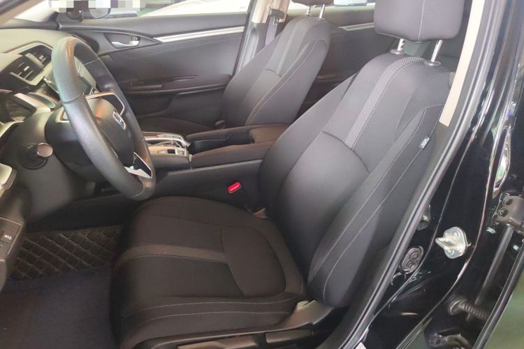 Used Honda Civic 2016 220TURBO CVT Luxury Edition Left Front Seat