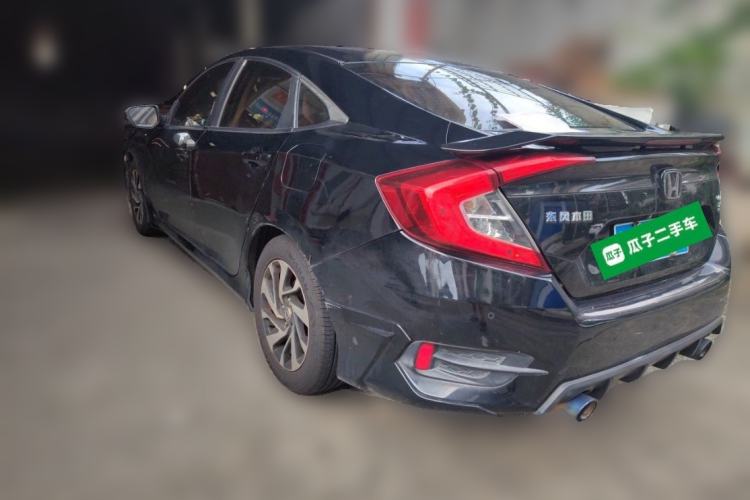 Used Honda Civic 2016 220TURBO CVT Luxury Edition Rear Left 45 Deg