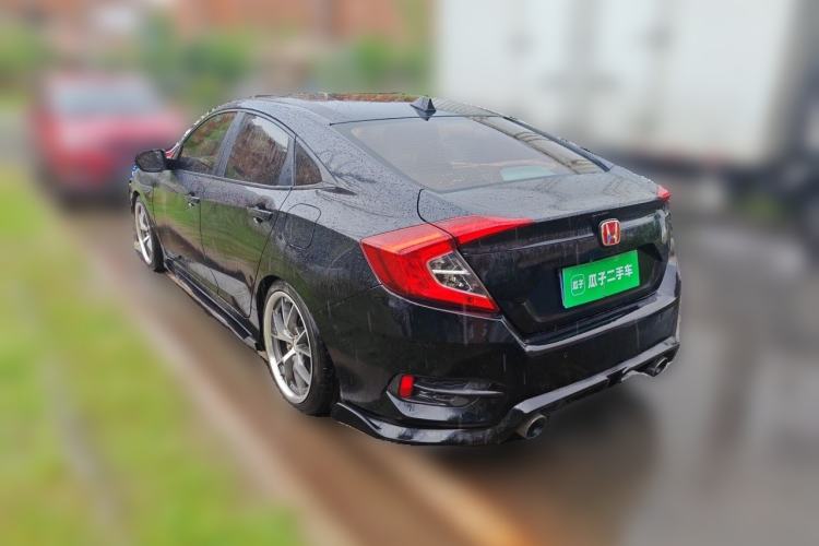 Used Honda Civic 2016 220TURBO CVT Luxury Edition Rear Left 45 Deg