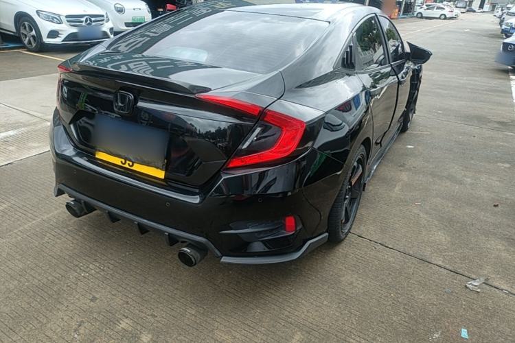 Used Honda Civic 2016 220TURBO CVT Luxury Edition Rear Right 45 Deg