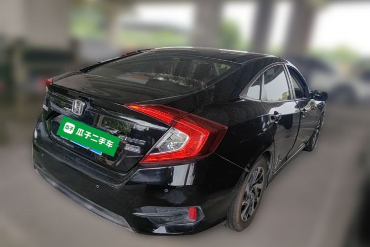 Used Honda Civic 2016 220TURBO CVT Luxury Edition Rear Right 45 Deg