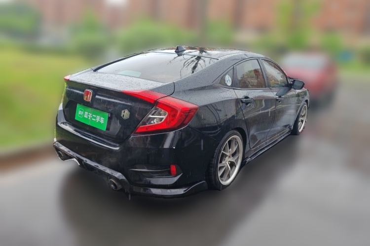 Used Honda Civic 2016 220TURBO CVT Luxury Edition Rear Right 45 Deg