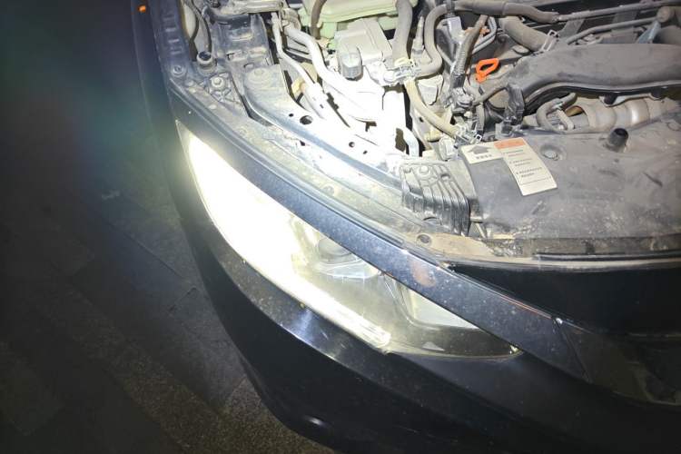 Used Honda Civic 2016 220TURBO CVT Luxury Edition Right Front Headlight