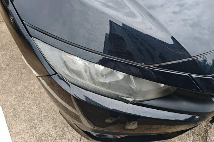 Used Honda Civic 2016 220TURBO Manual Luxury Edition Right Front Headlight