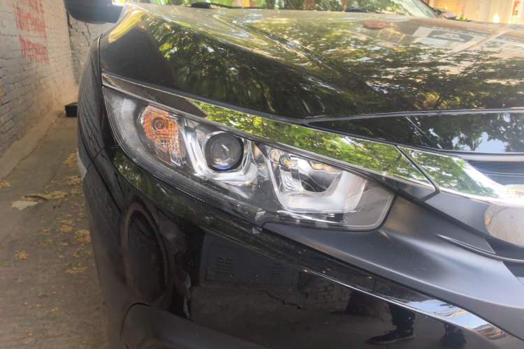 Used Honda Civic 2016 220TURBO CVT Luxury Edition Right Front Headlight
