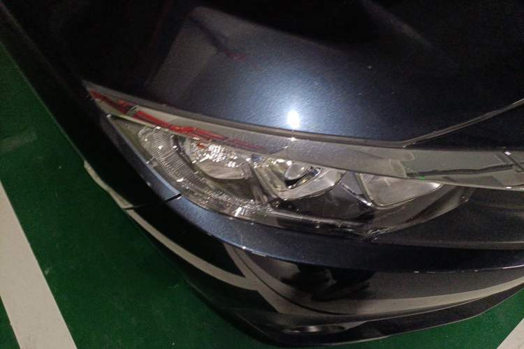 Used Honda Civic 2016 220TURBO CVT Luxury Edition Right Front Headlight