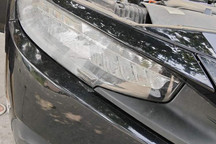 Used Honda Civic 2016 220TURBO CVT Luxury Edition Right Front Headlight