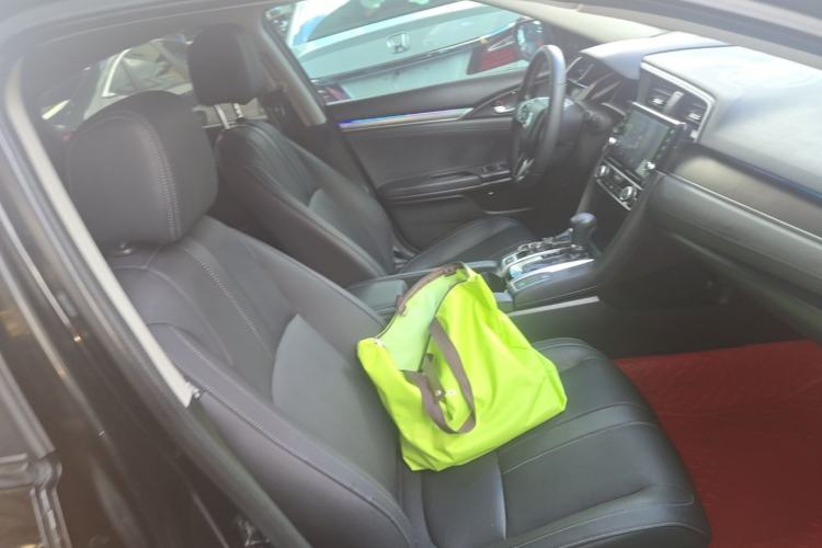 Used Honda Civic 2016 220TURBO CVT Prestige Edition Right Front Seat