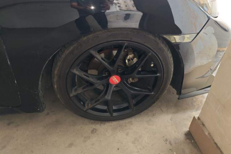 Used Honda Civic 2016 220TURBO CVT Luxury Edition Right Front Wheel Hub