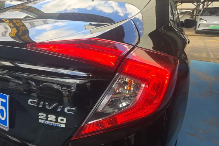 Used Honda Civic 2016 220TURBO CVT Prestige Edition Right Rear Taillight