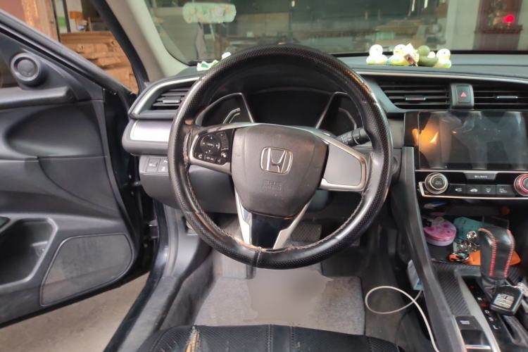 Used Honda Civic 2016 220TURBO CVT Luxury Edition Steering Wheel