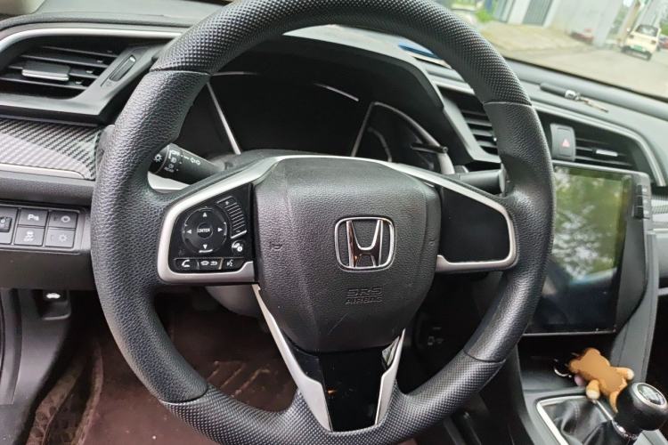 Used Honda Civic 2016 220TURBO Manual Luxury Edition Steering Wheel
