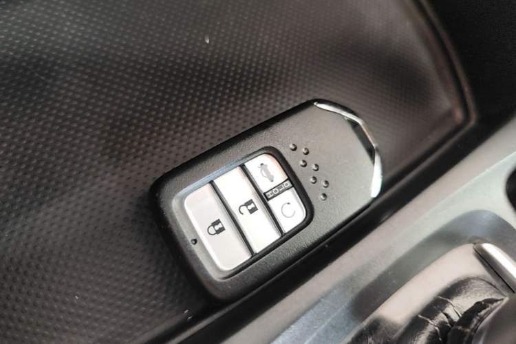 Used Honda Civic 2016 220TURBO CVT Luxury Edition Vehicle Key