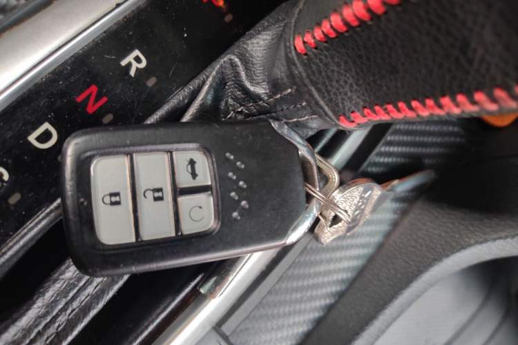 Used Honda Civic 2016 220TURBO CVT Luxury Edition Vehicle Key