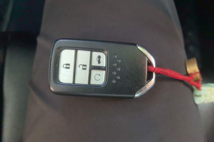 Used Honda Civic 2016 220TURBO CVT Luxury Edition Vehicle Key