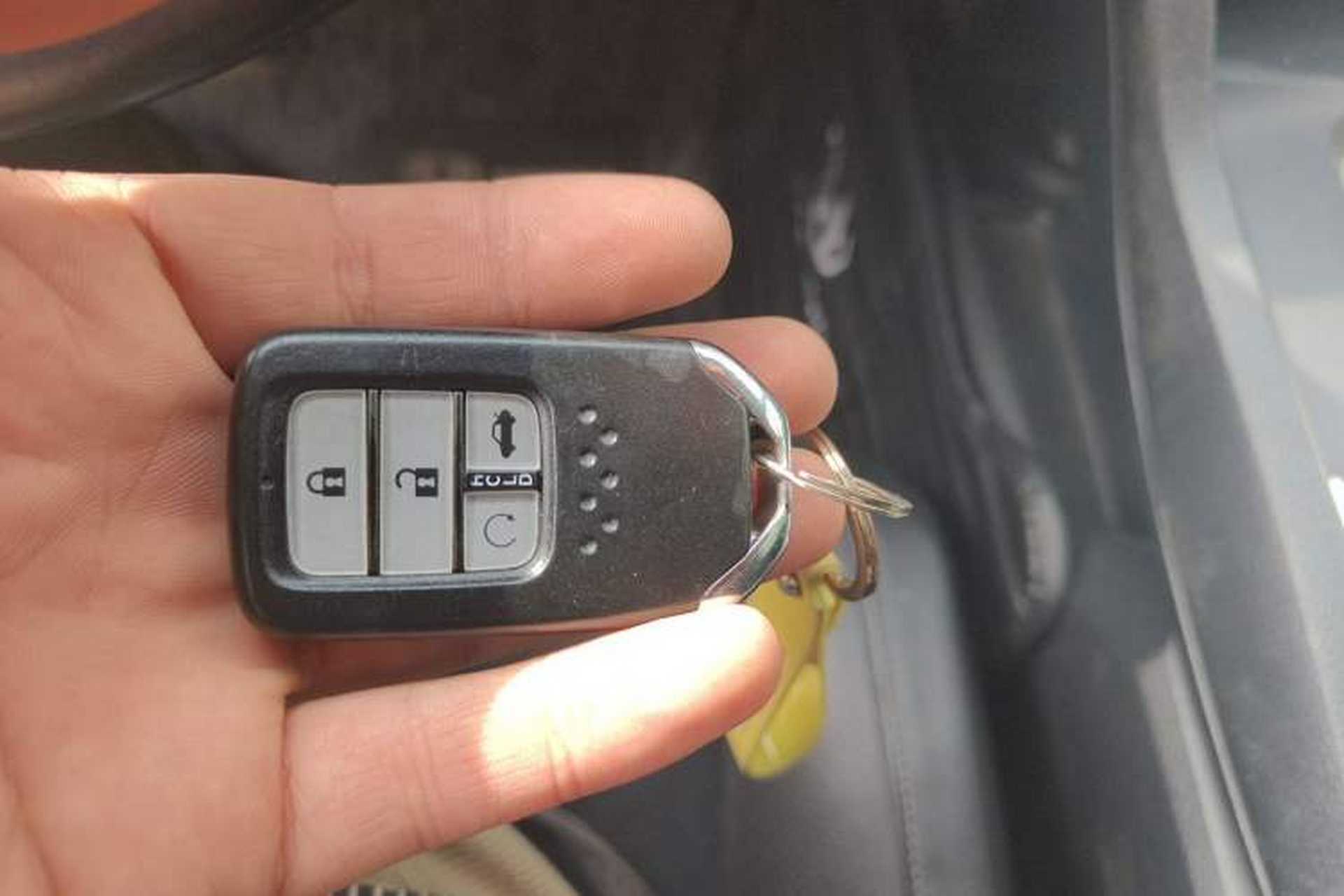 Used Honda Civic 2016 220TURBO CVT Prestige Edition Vehicle Key