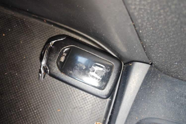 Used Honda Civic 2016 220TURBO CVT Luxury Edition Vehicle Key