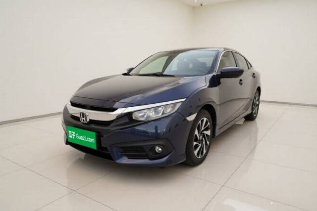 Ojetý Honda Civic 2016 220TURBO Manual Luxury Edition