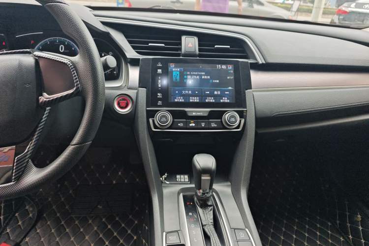 Used Honda Civic 2016 220TURBO CVT Luxury Edition Audio And AC Panel
